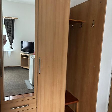 Penzion U Dusku Karlsbad Buitenkant foto
