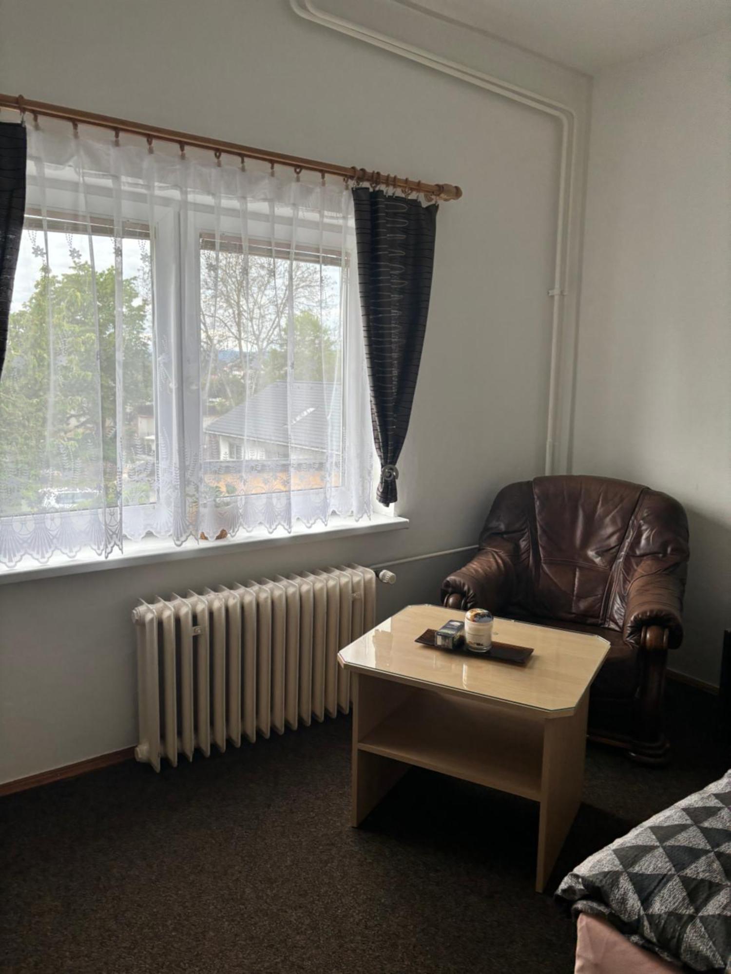 Penzion U Dusku Karlsbad Buitenkant foto